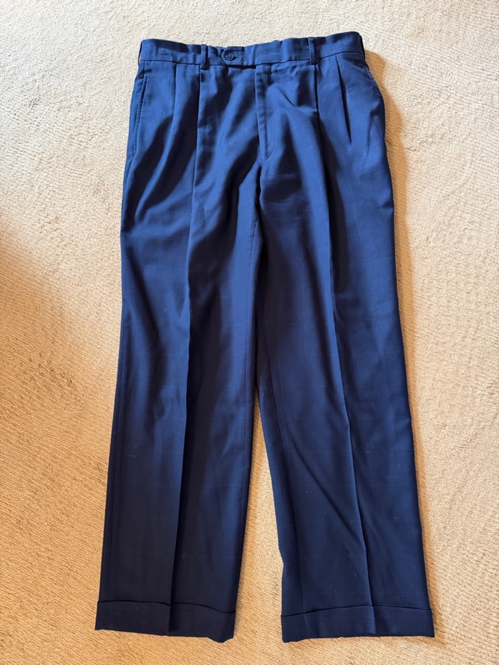 Jos. A. Bank Men's Classic navy blue Dress Pants